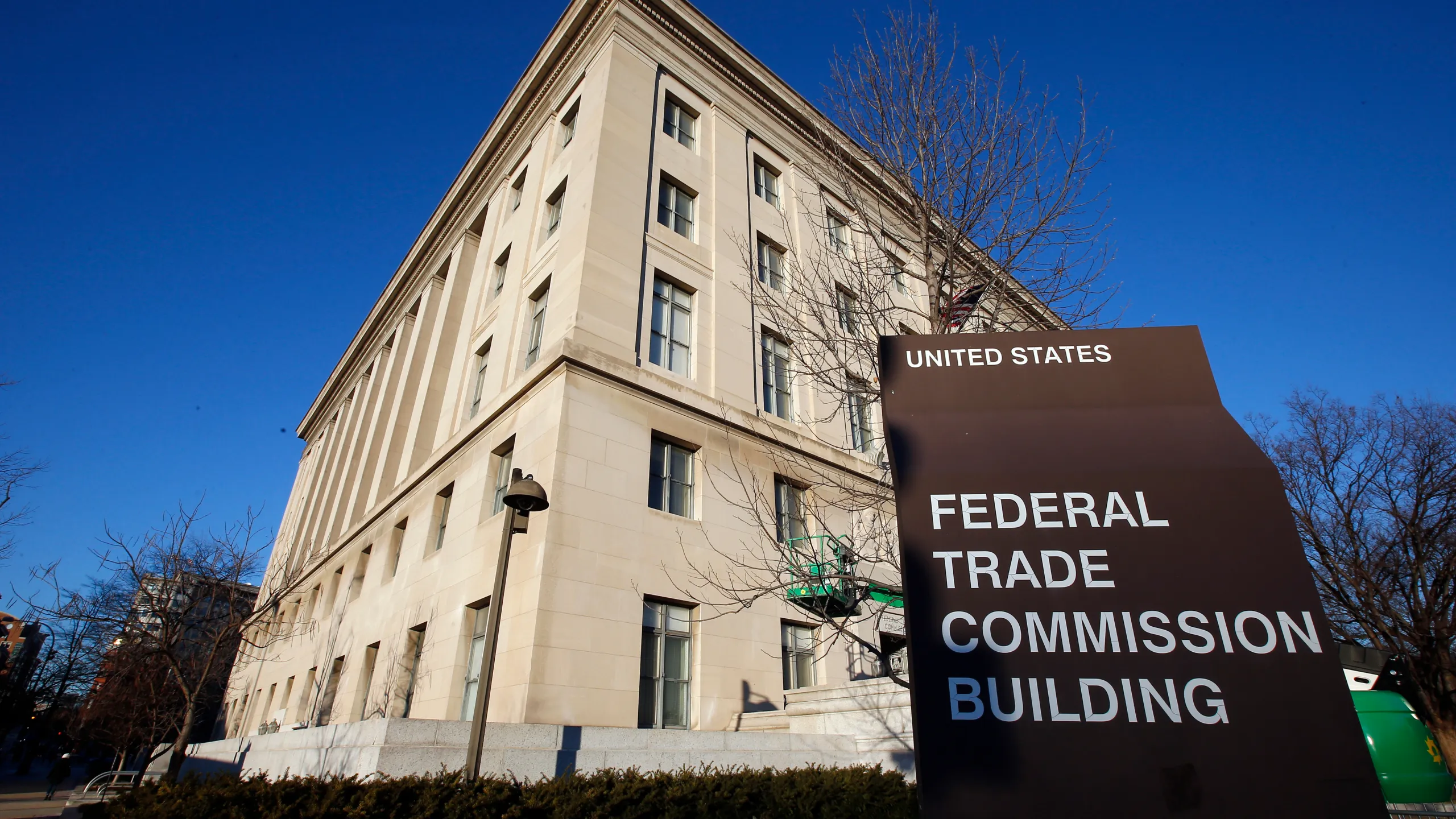 THE FEDERAL GOVERNMENT’S BUSY WEEK